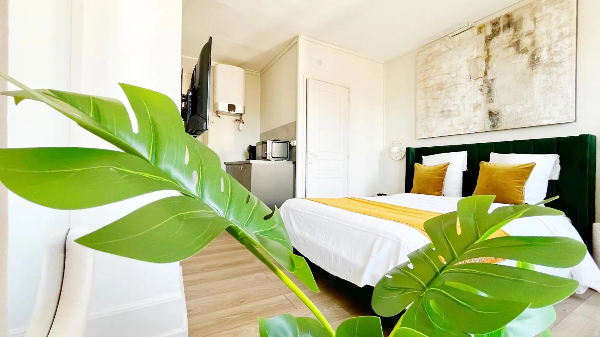Astrid Apartment Lyon France