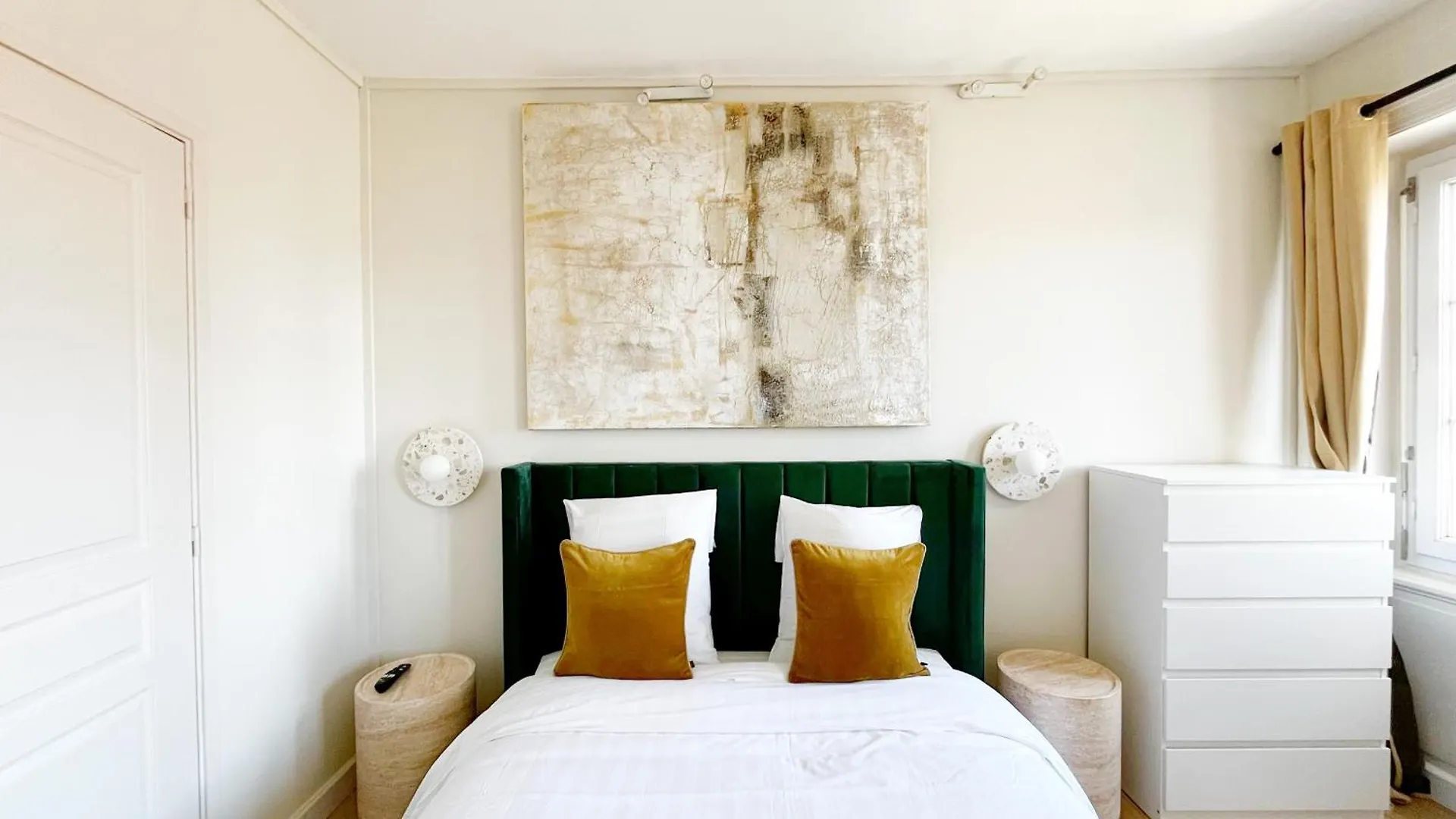 Astrid Apartment Lyon France