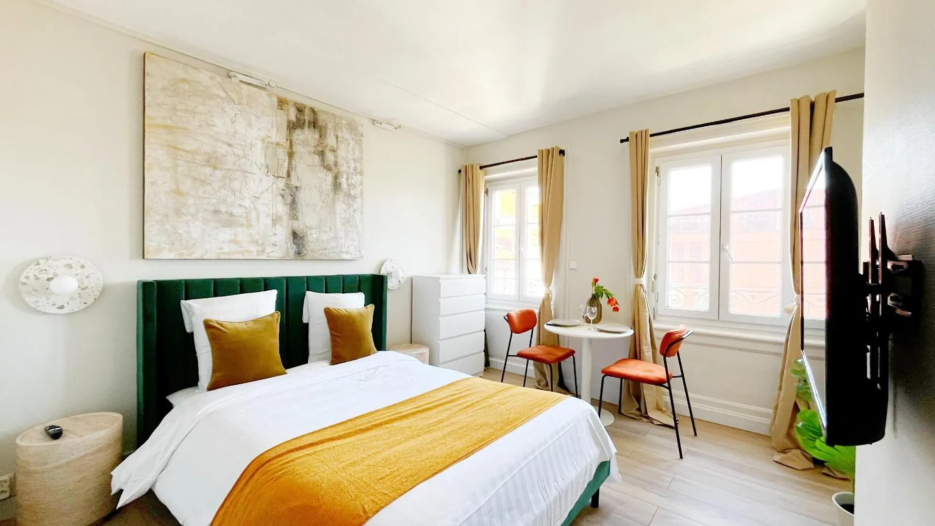 Astrid Apartment Lyon France